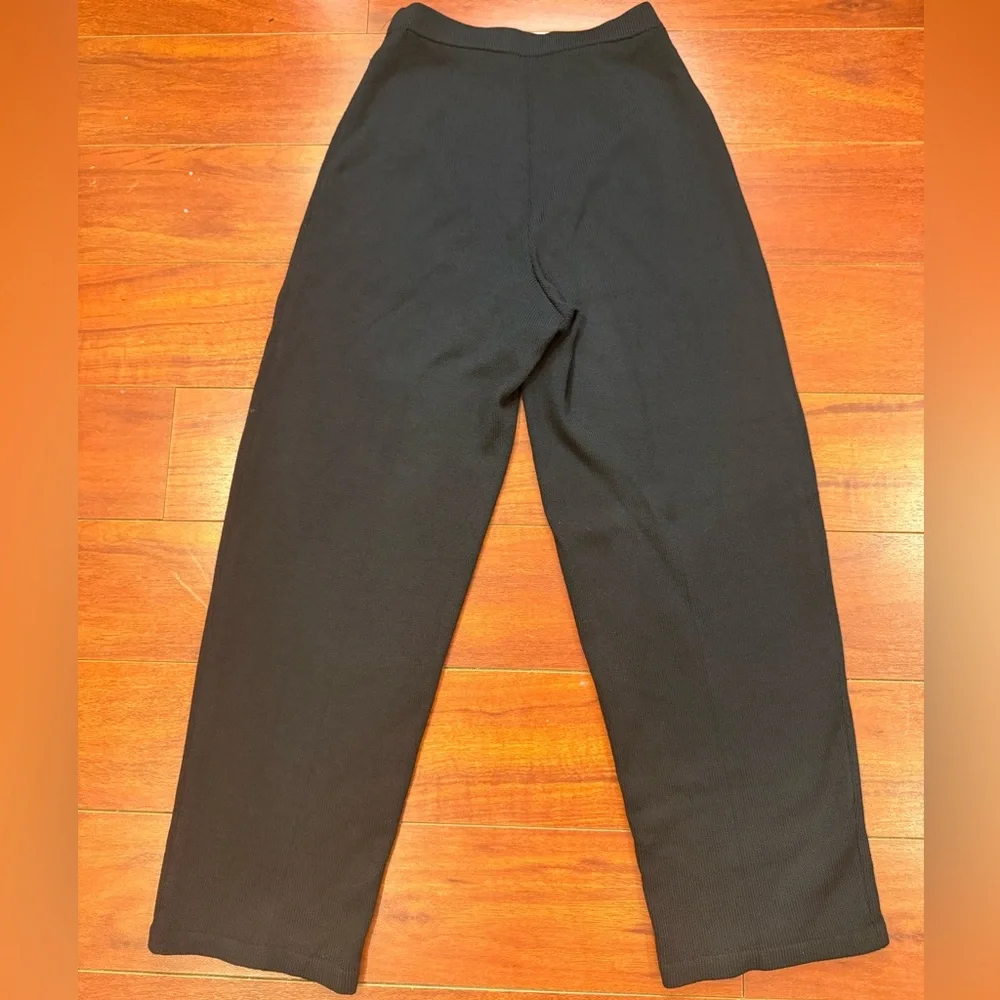 St. John Black Women's Pants - Picture 5 of 8